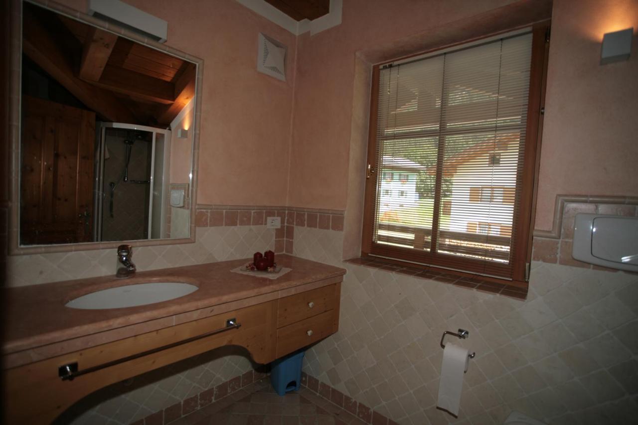 Villetta Ai Pini Deluxe Canazei Εξωτερικό φωτογραφία